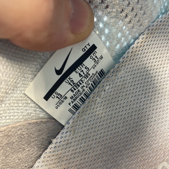 Size 13 - Nike Air VaporMax Flyknit 2 Vast Grey - Picture 5 of 6